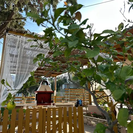 Mika's Paradise Semesterbostad Archangelos (Rhodes)