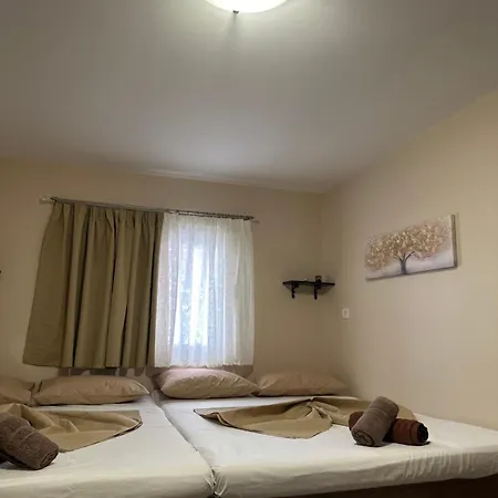 Mika's Paradise Feriehus