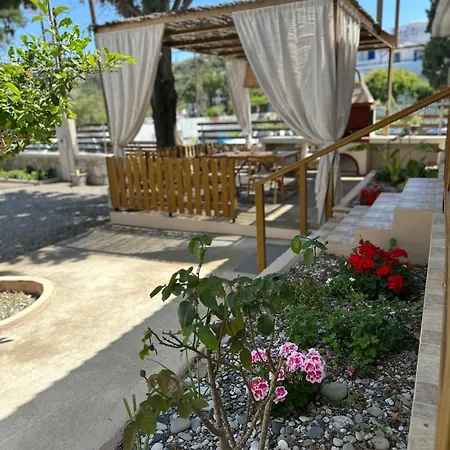 Mika's Paradise *